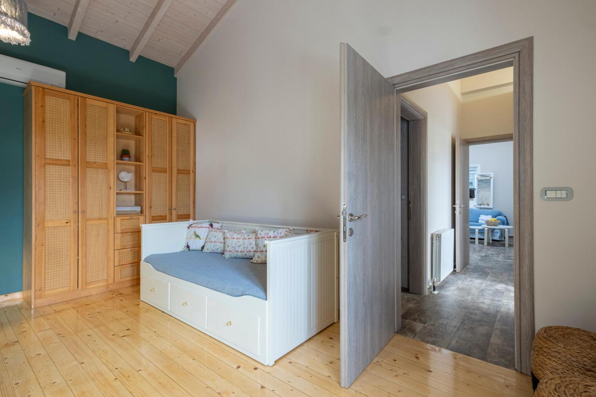 Oasis Home Толон Экстерьер фото