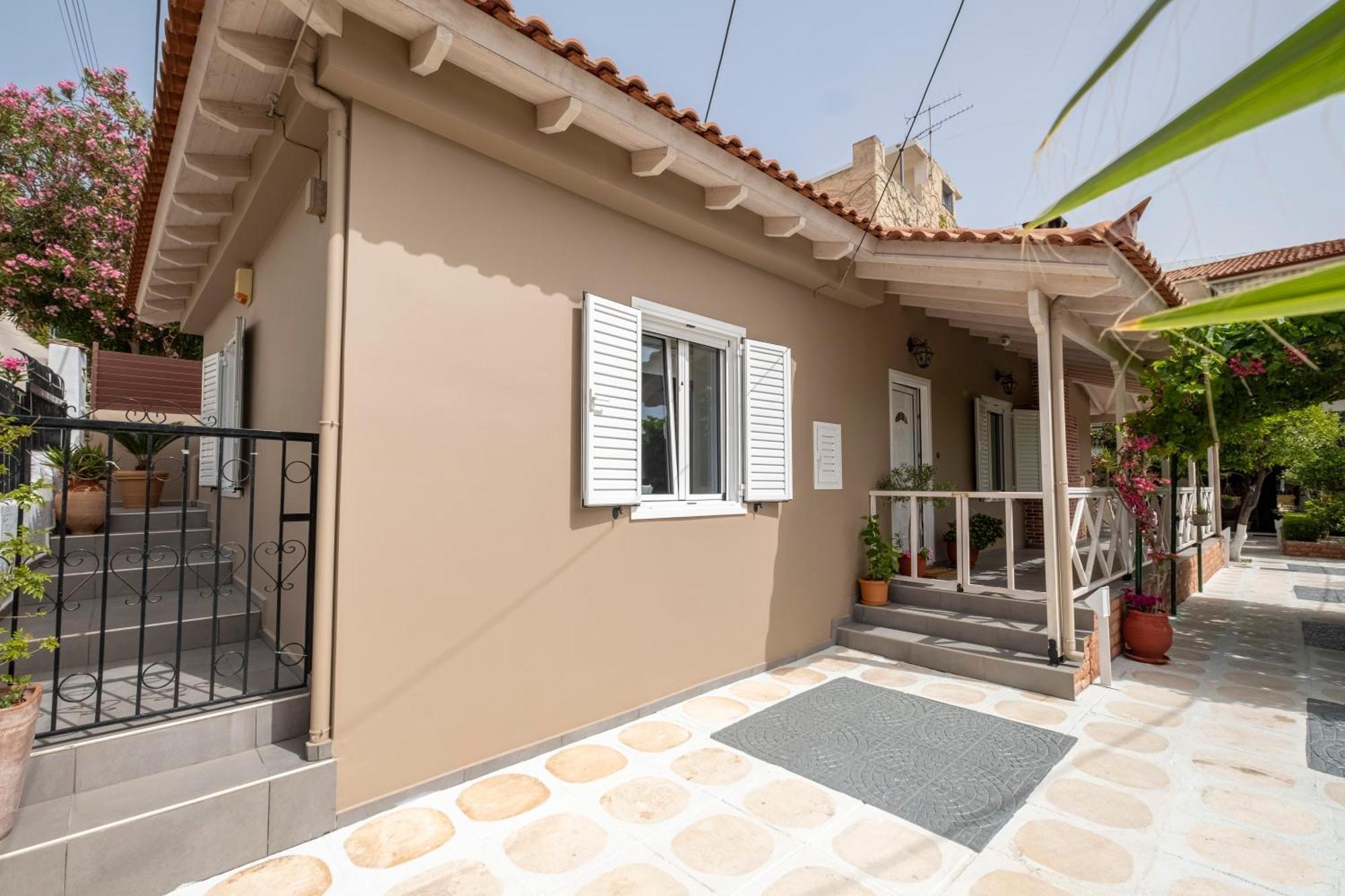 Oasis Home Толон Экстерьер фото